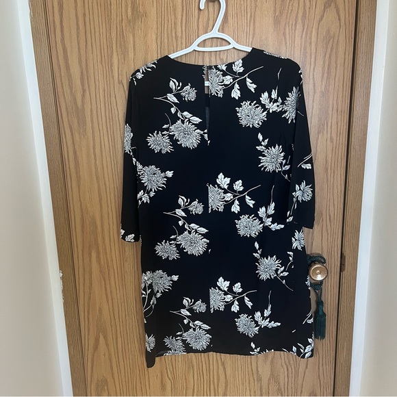 Floral Black and White Mini Dress - Picture 4 of 4